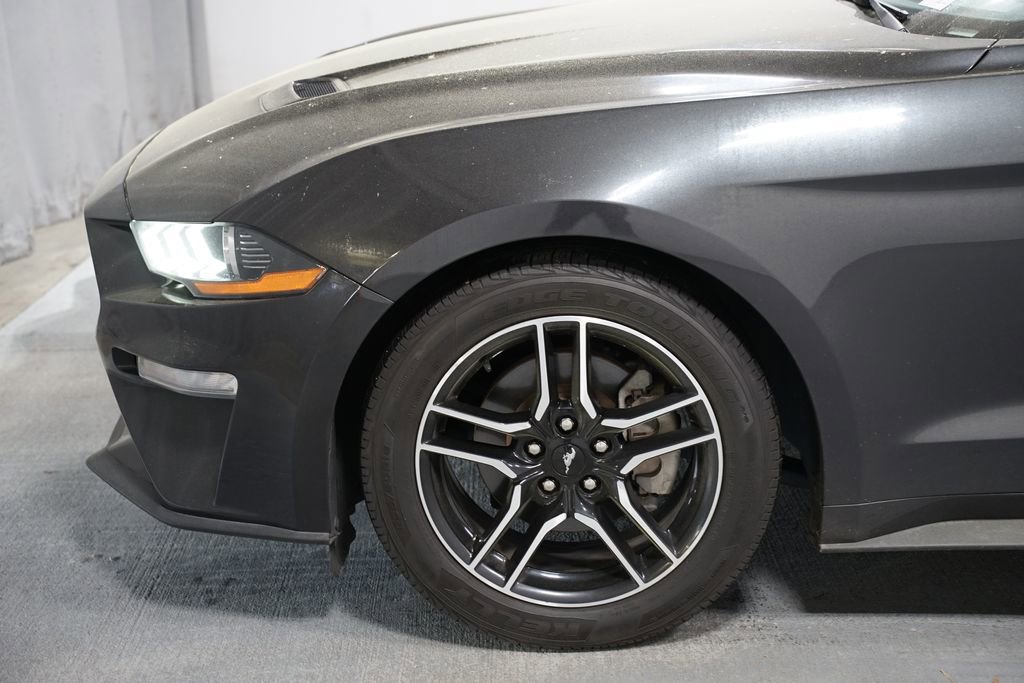 Used 2022 Ford Mustang Premium image 5