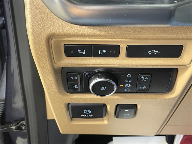 Used 2022 Ford F150 Lariat w/ Max Trailer Tow Package image 16