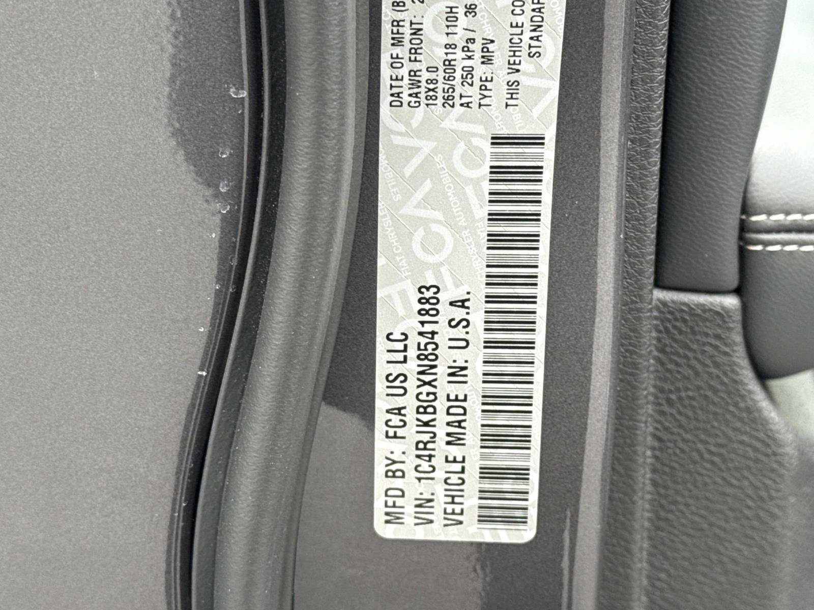 Used 2022 Jeep Grand Cherokee L Limited image 31