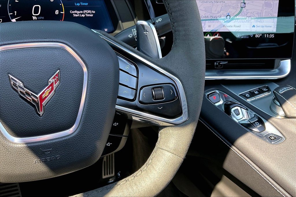 Used 2022 Chevrolet Corvette Stingray Preferred Cpe w/ Engine Appearance Package RWD image 11