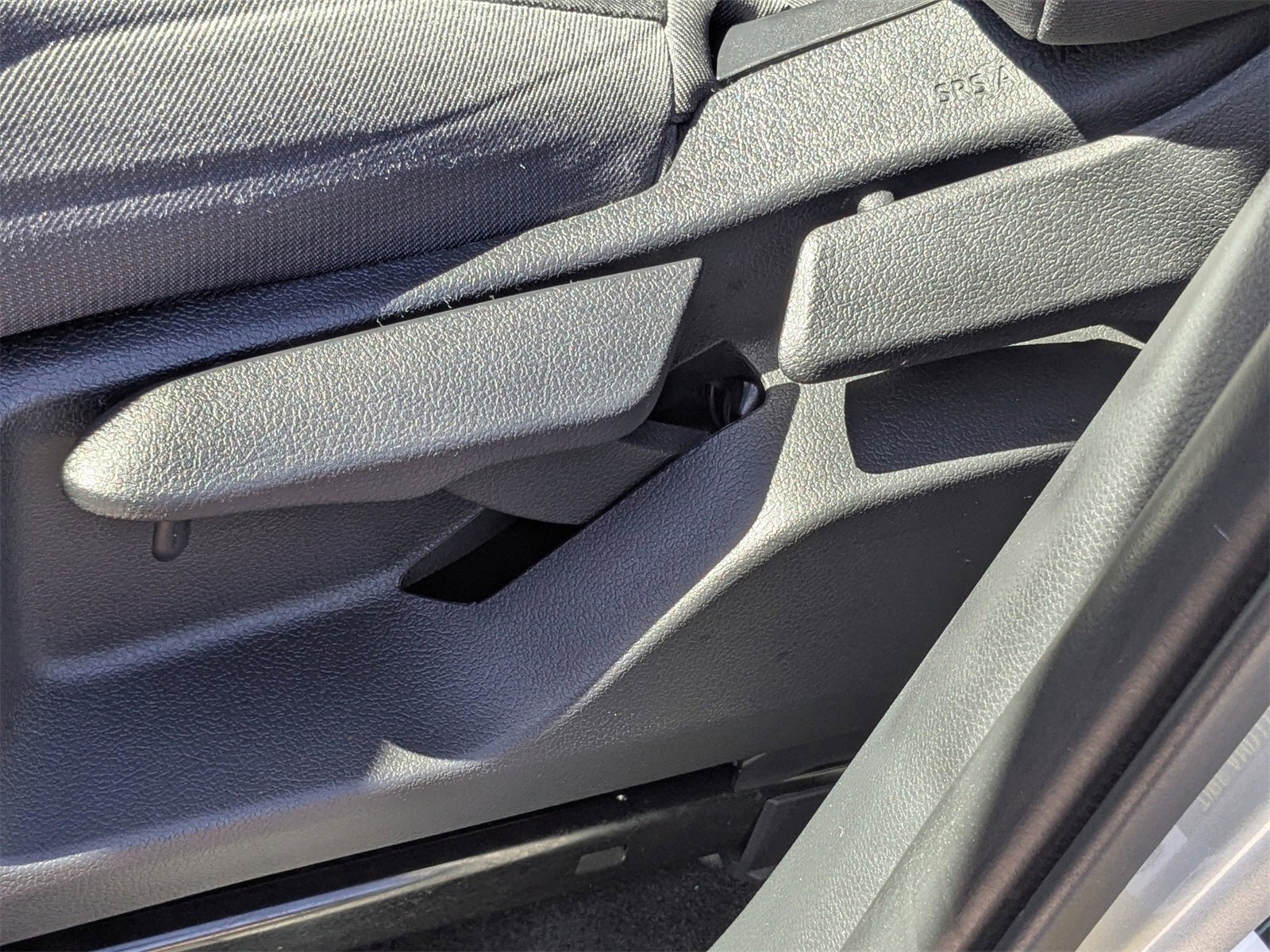 Used 2025 Toyota Tacoma SR image 21