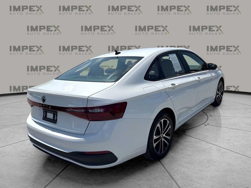 Used 2025 Volkswagen Jetta Sport FWD image 5