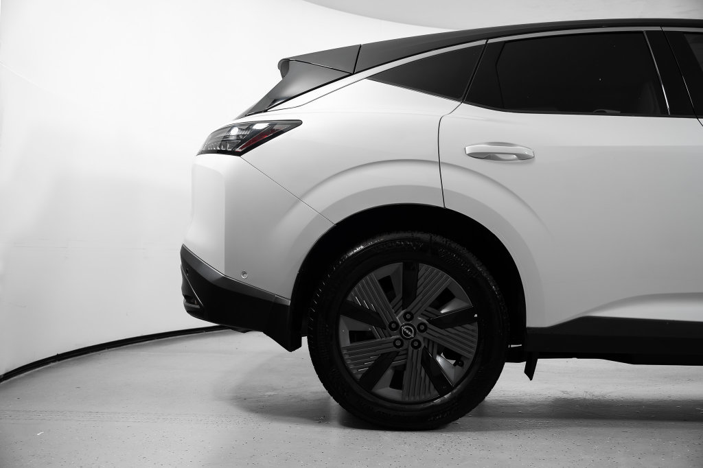 Used 2025 Nissan Murano SL AWD/4WD image 6