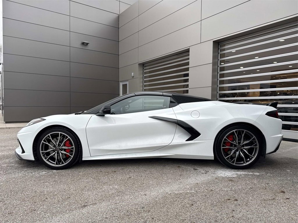 Used 2024 Chevrolet Corvette Stingray w/ Z51 Performance Package image 4