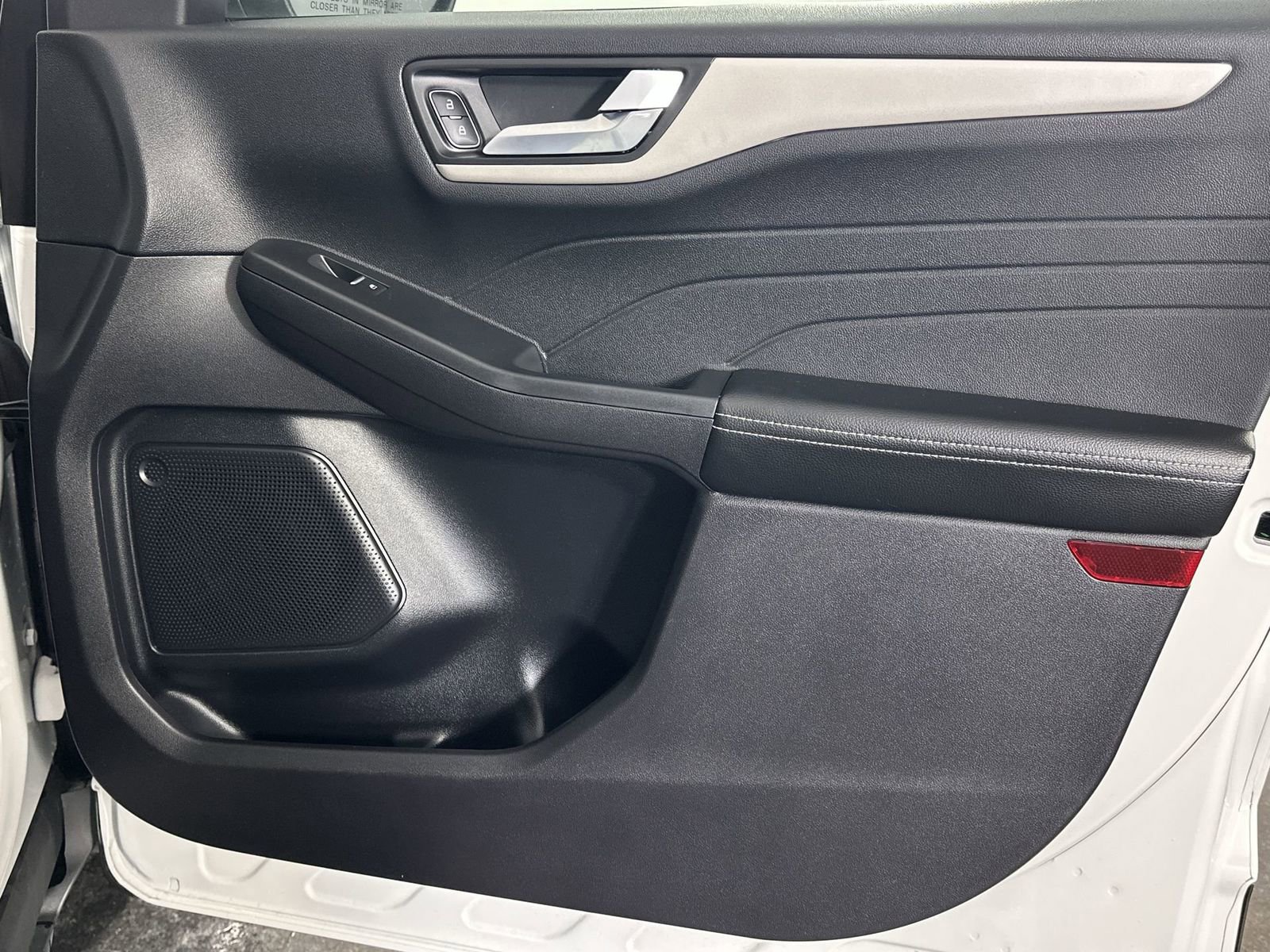 Used 2022 Ford Escape SEL image 35