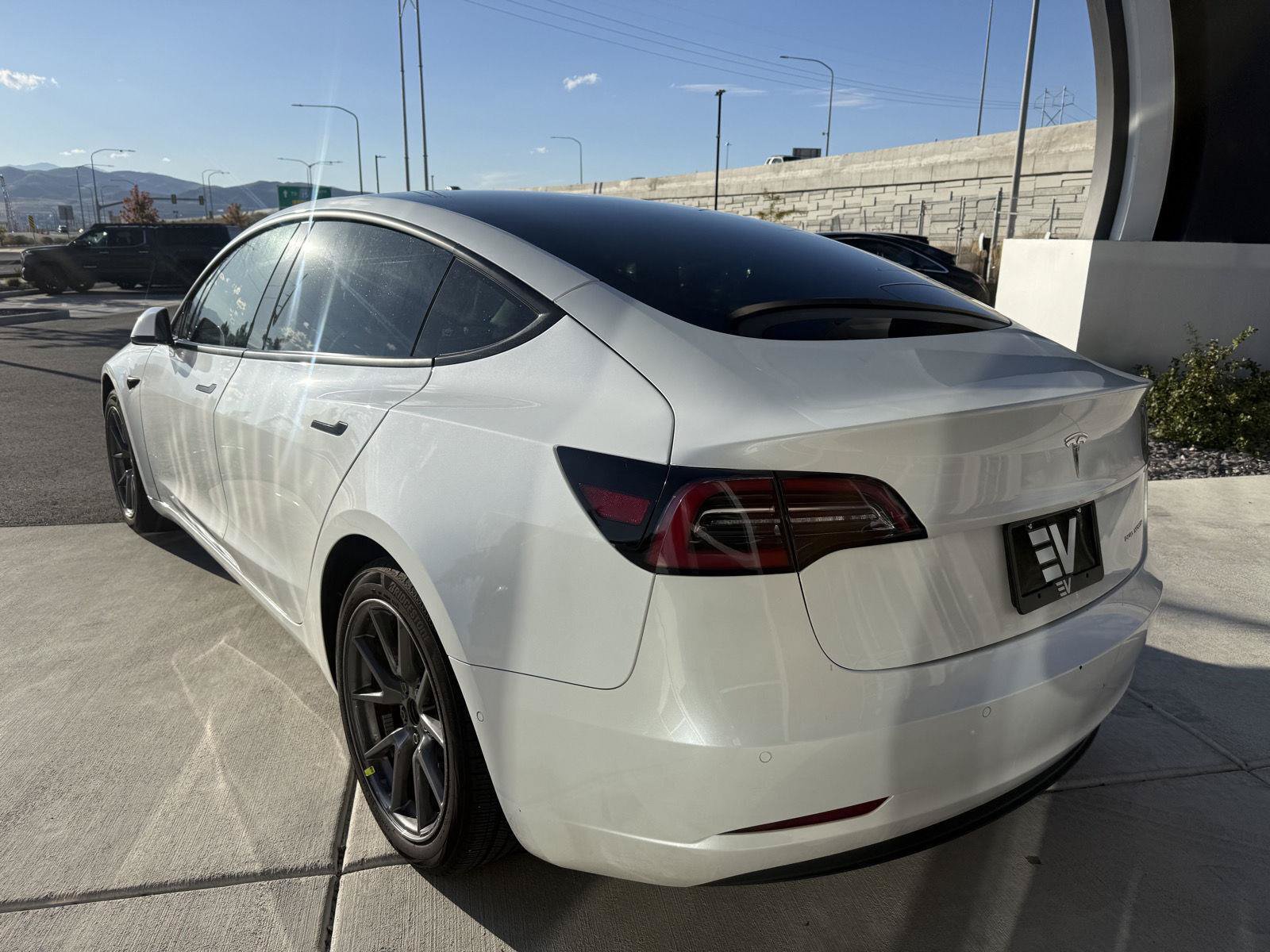 Used 2021 Tesla Model 3 Long Range AWD/4WD image 6