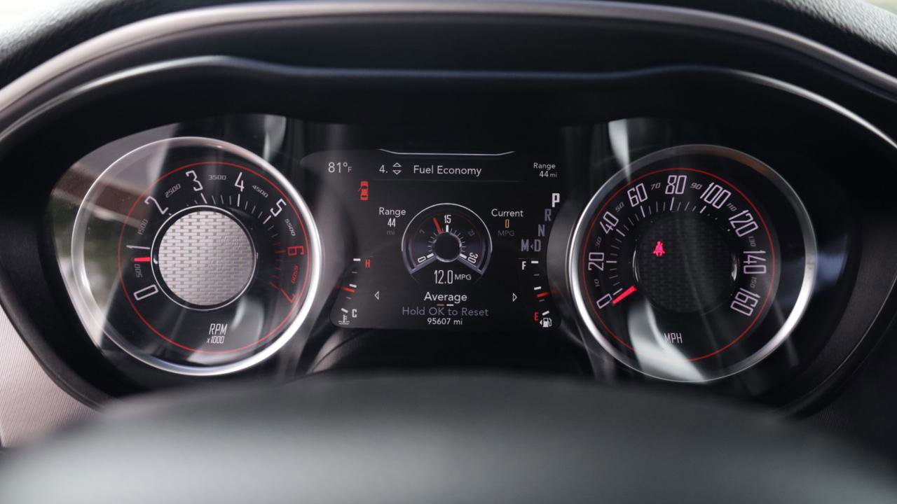 Used 2020 Dodge Challenger R/T RWD image 27
