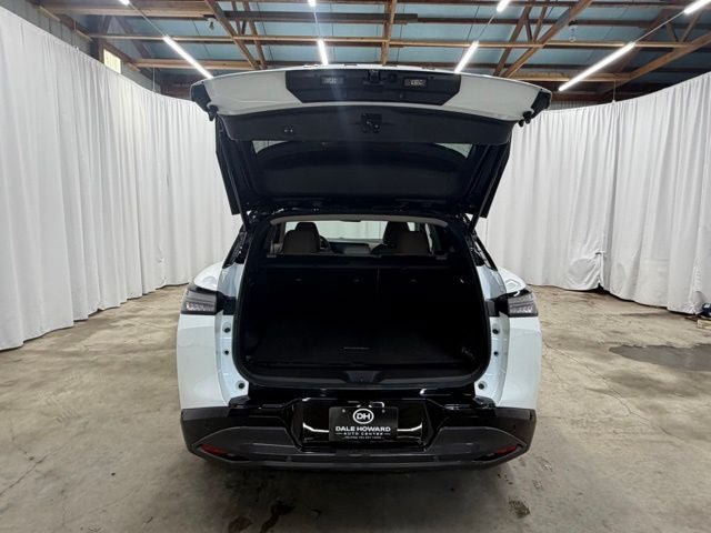 Used 2025 Nissan Murano Platinum w/ Cargo Package AWD/4WD image 20