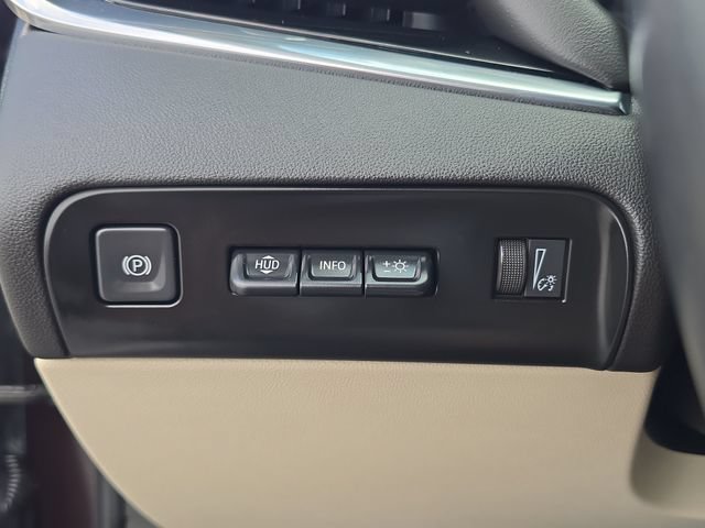 Certified 2023 Buick Enclave Avenir w/ Trailering Package, 5000 lbs. AWD/4WD image 26