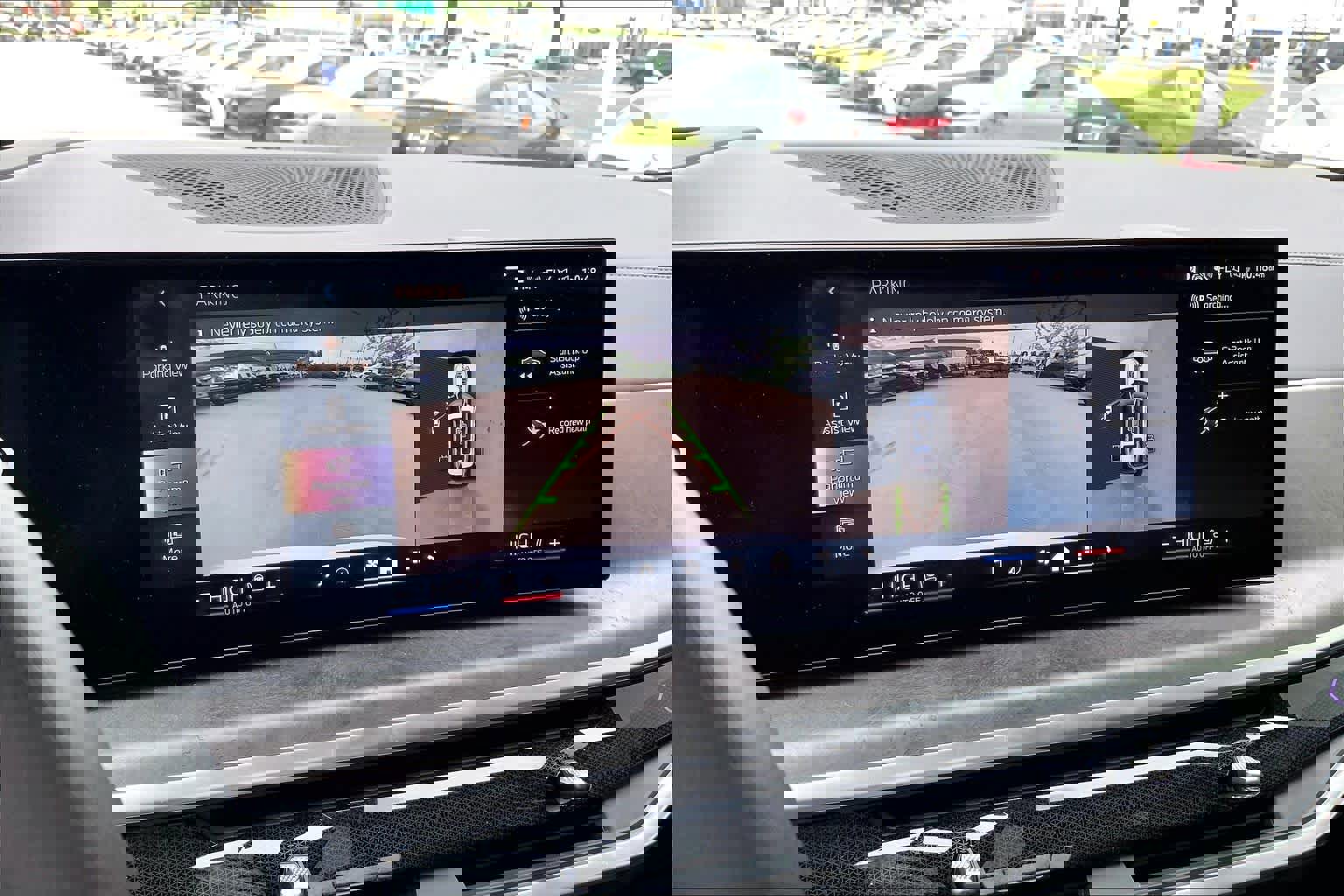 Used 2024 BMW X7 xDrive40i w/ Executive Package image 25