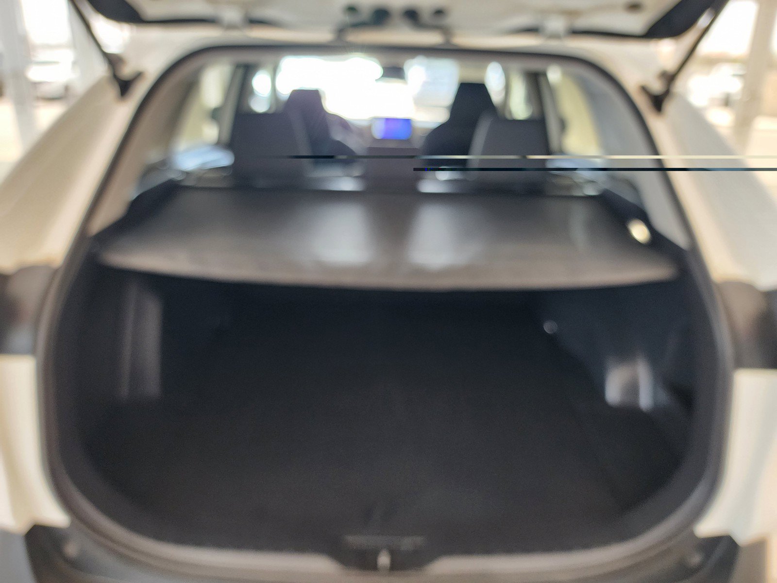 Used 2024 Toyota RAV4 XLE FWD image 23