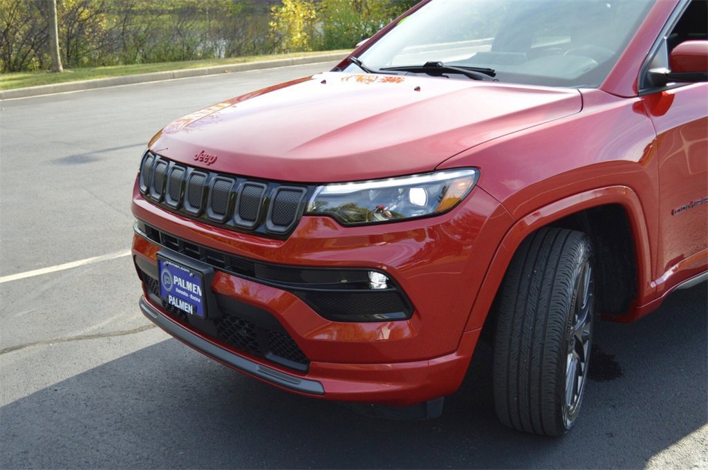 Used 2022 Jeep Compass Limited w/ (RED) Package image 11