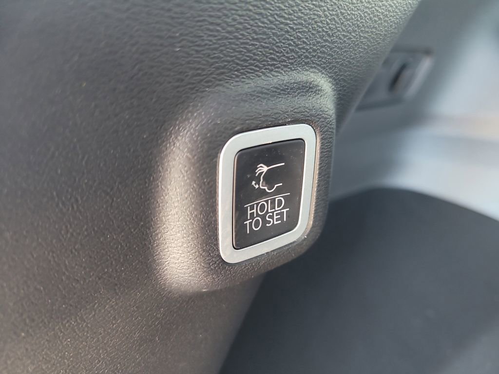 New 2026 Jeep Cherokee Limited image 10