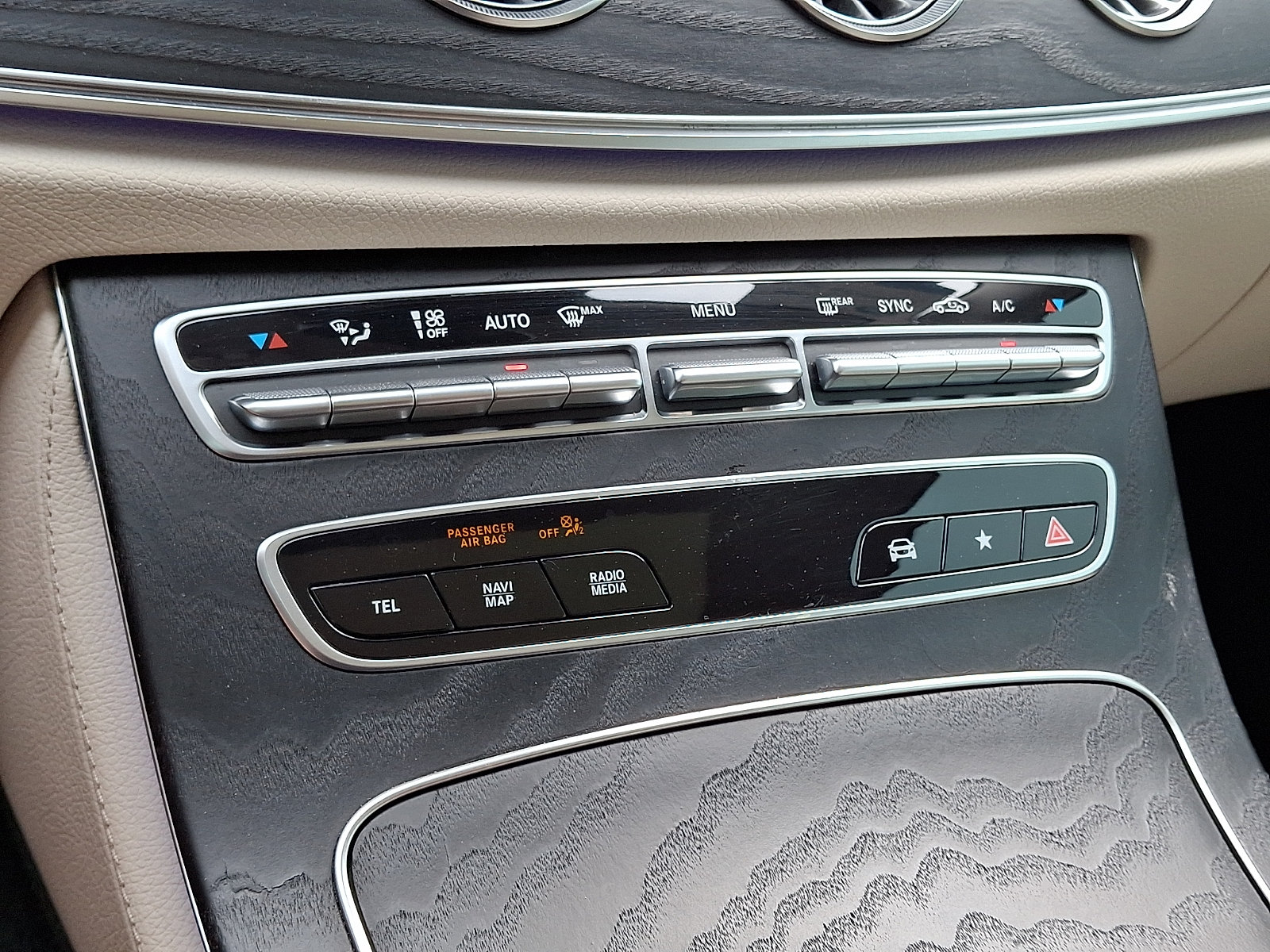Used 2021 Mercedes-Benz E 450 4MATIC Coupe image 18