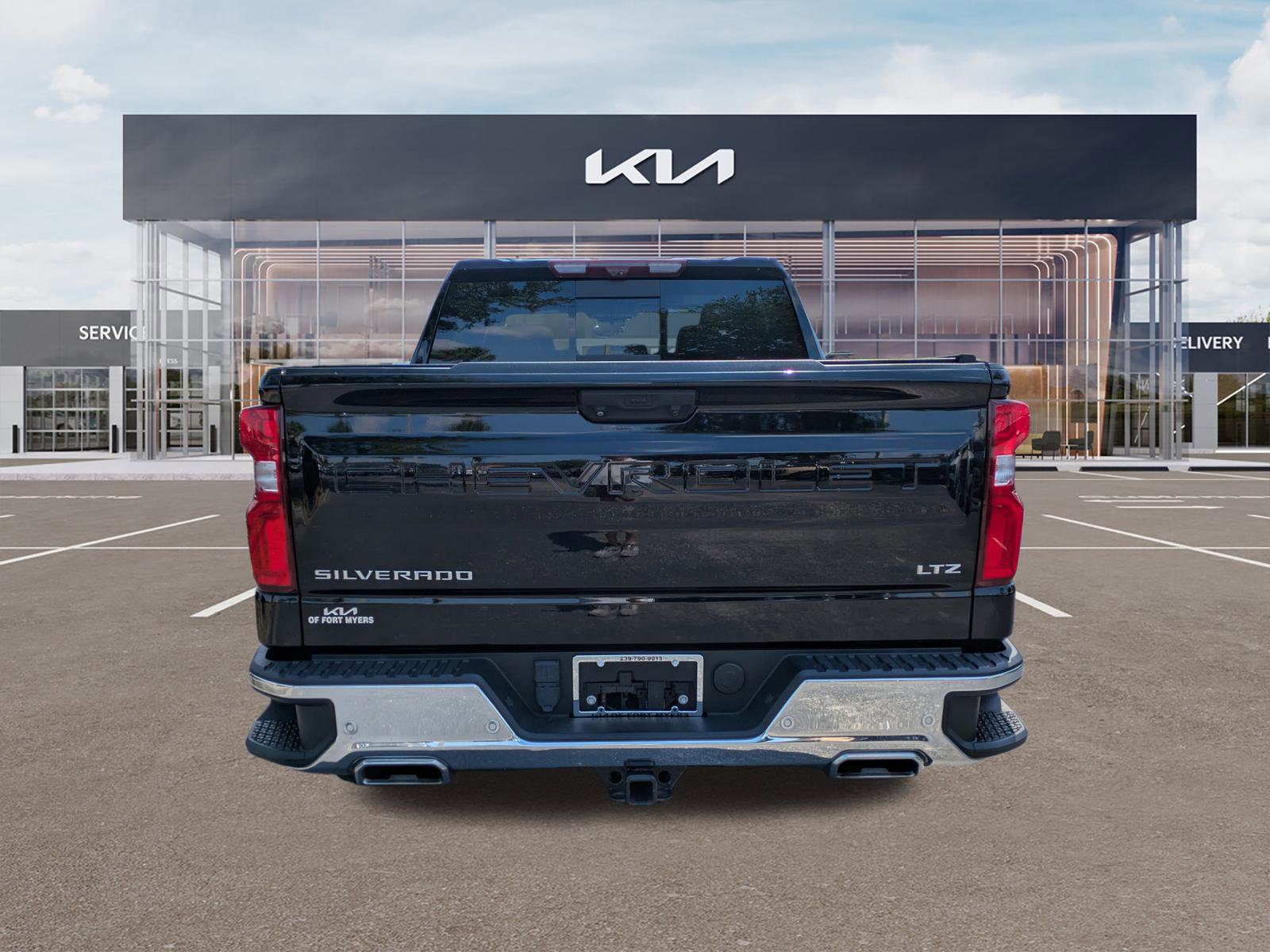 Used 2022 Chevrolet Silverado 1500 LTZ w/ Technology Package AWD/4WD image 5