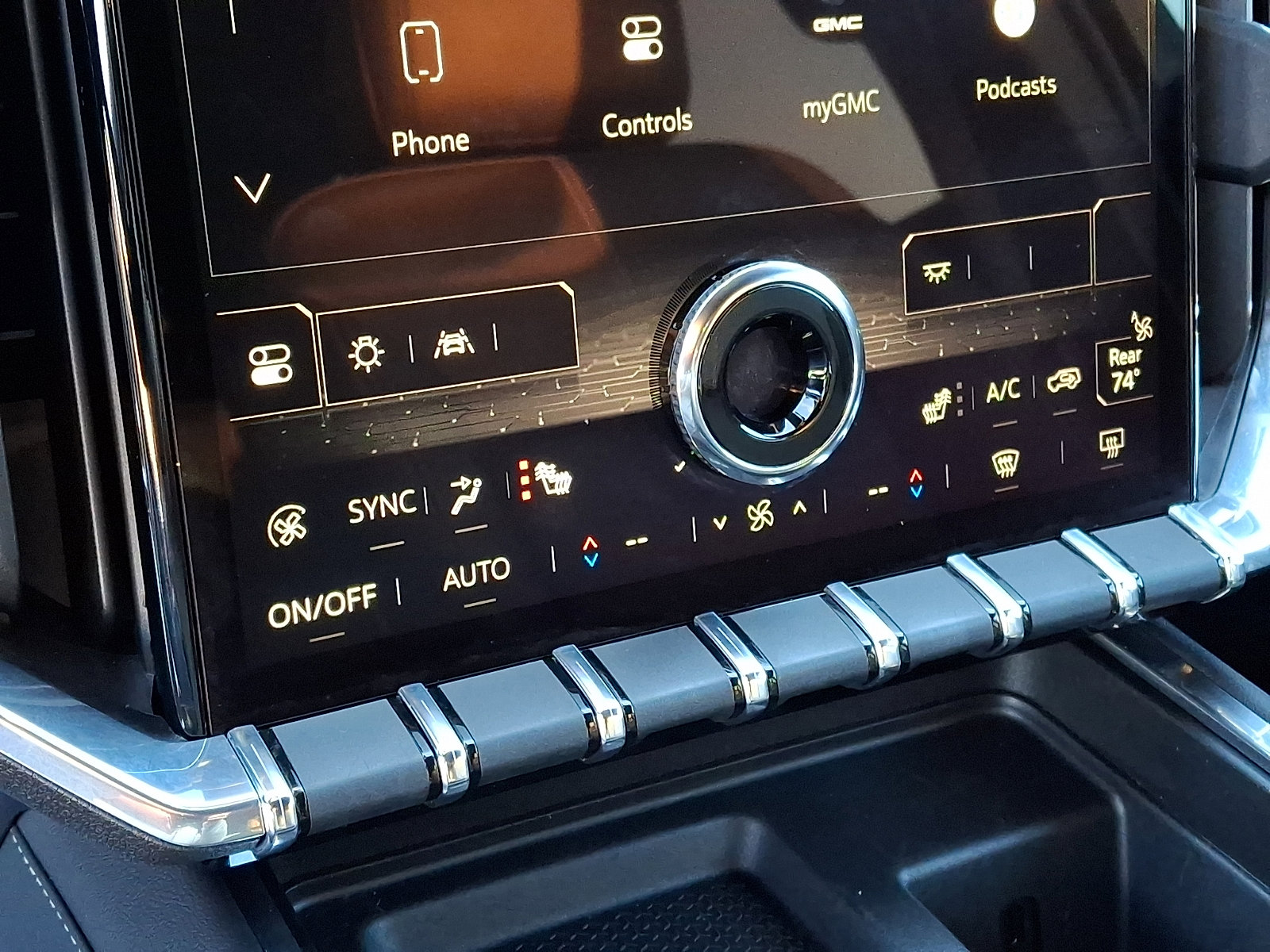 Certified 2024 GMC Acadia Elevation image 18