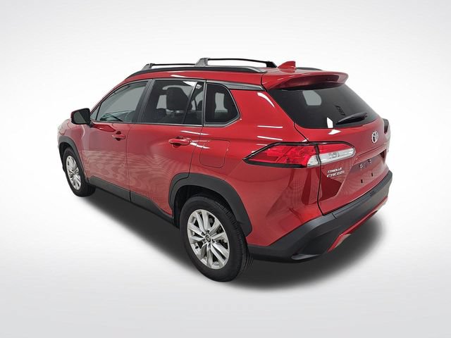 Used 2022 Toyota Corolla Cross LE AWD/4WD image 6