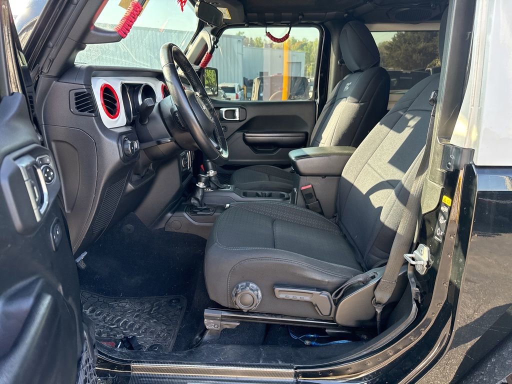 Used 2021 Jeep Wrangler Islander image 10