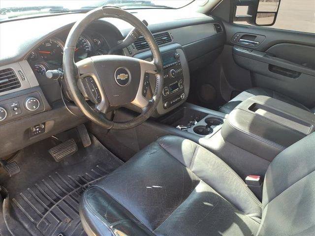 Used 2013 Chevrolet Silverado 2500 LTZ w/ LTZ Plus Package image 19