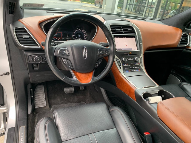 Used 2018 Lincoln MKX Black Label w/ Driver Assistance Package AWD/4WD image 19
