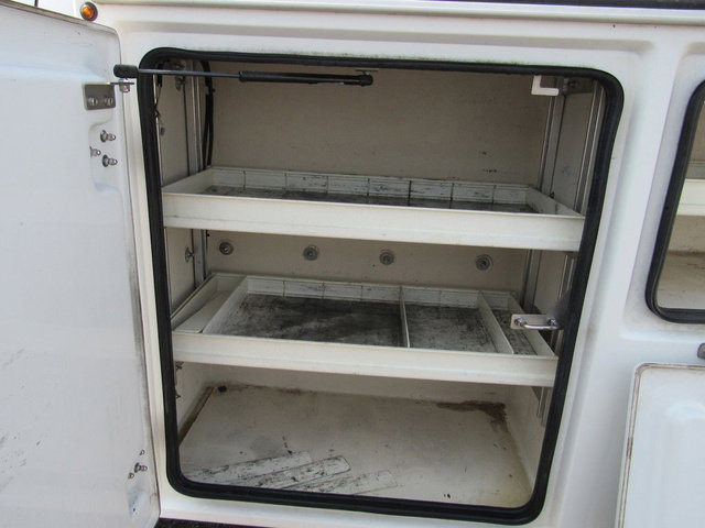 Used 2016 Ford F550 2WD Regular Cab Super Duty image 28