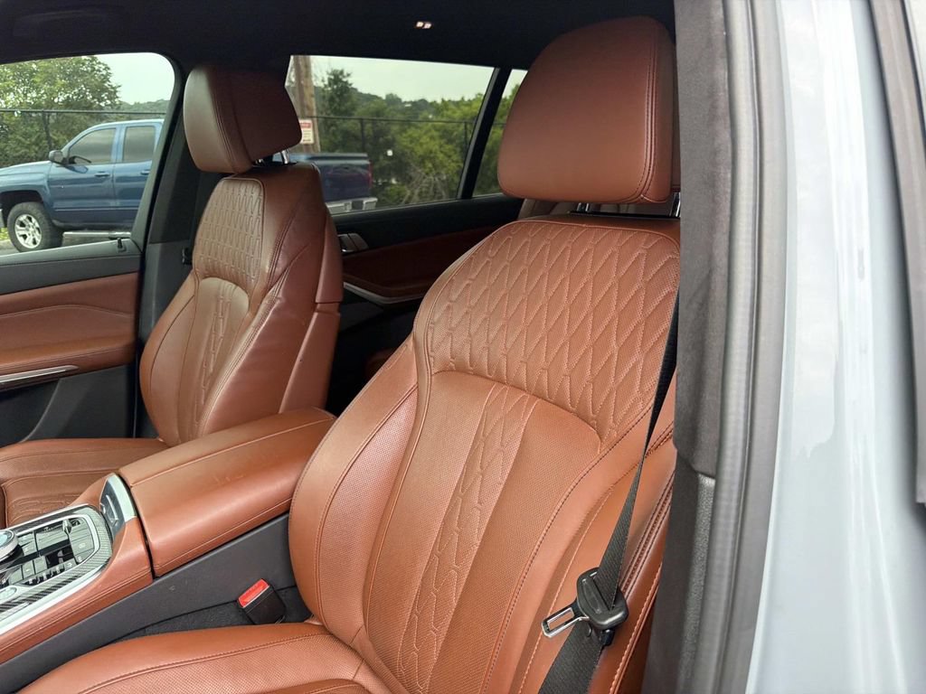 Used 2023 BMW X7 M60i w/ Executive Package AWD/4WD image 23