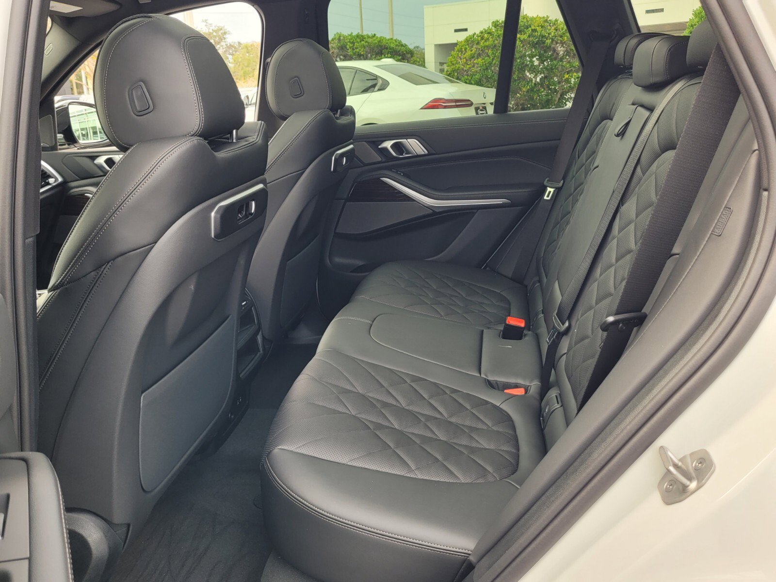 New 2026 BMW X5 xDrive50e w/ M Sport Package image 11