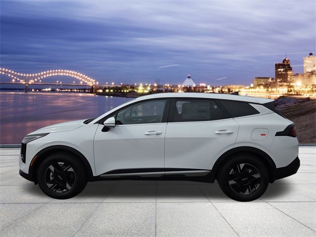 New 2026 Kia Sportage LX image 2