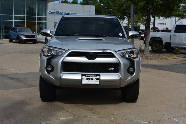 Used 2021 Toyota 4Runner TRD Off-Road Premium AWD/4WD image 2