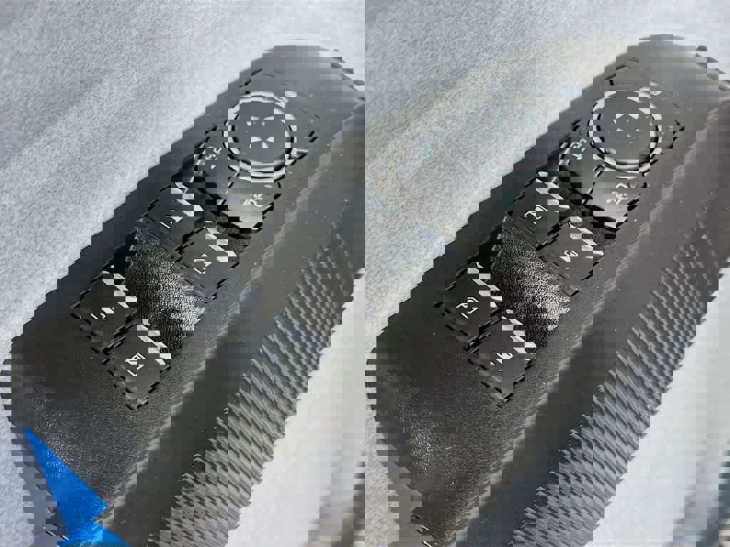 Certified 2025 Ford Maverick XLT w/ XLT Luxury Package image 27