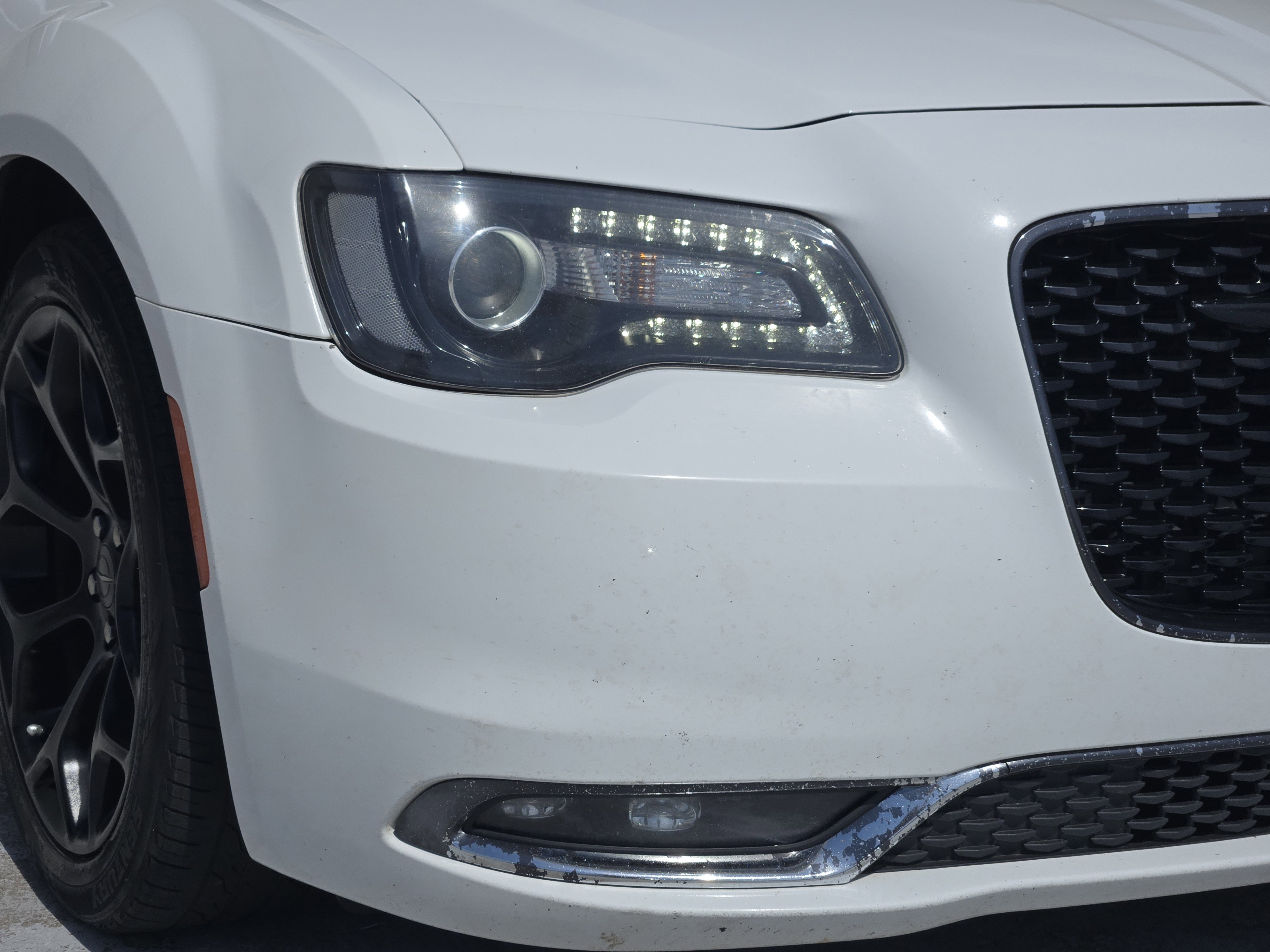 Used 2019 Chrysler 300 S image 9