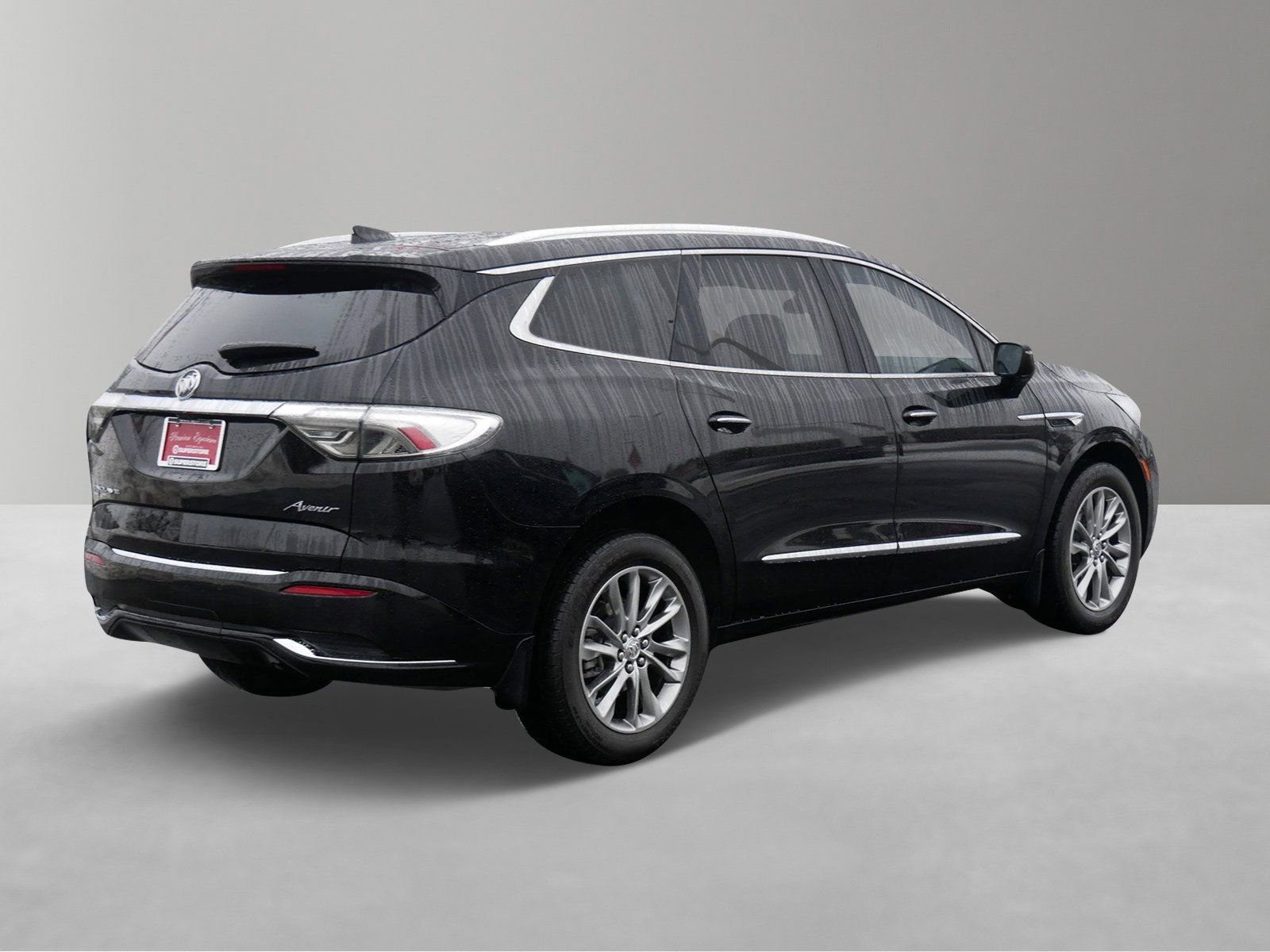 Used 2024 Buick Enclave Avenir w/ Avenir Technology Package image 4