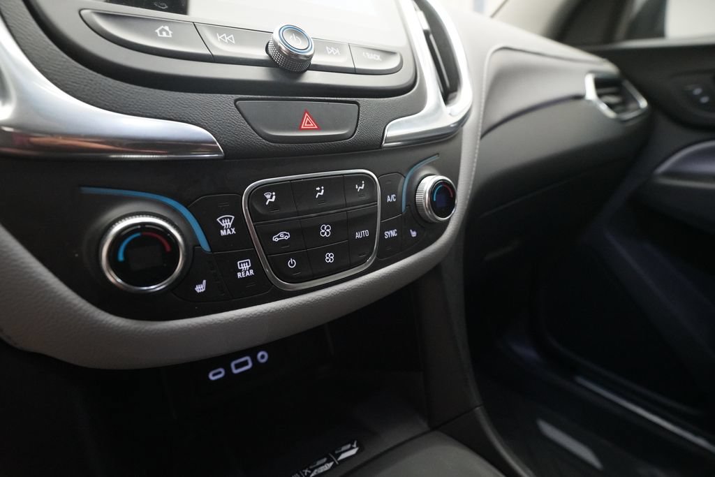 Used 2020 Chevrolet Equinox Premier w/ LPO, Floor Liner Package FWD image 21