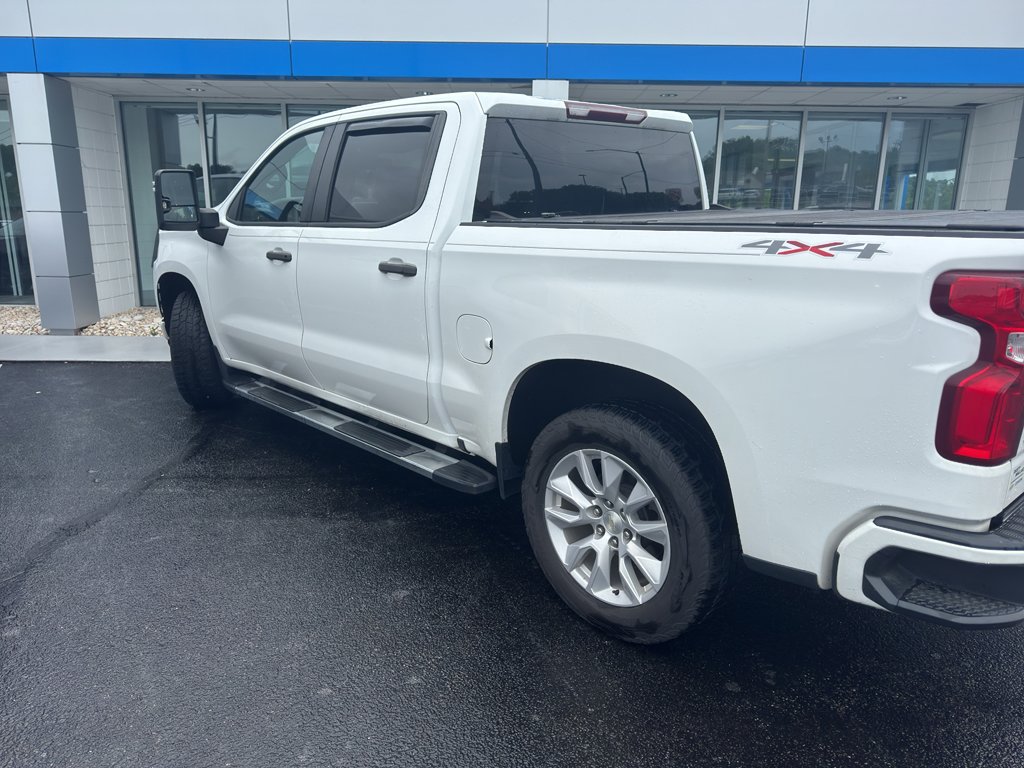 Used 2021 Chevrolet Silverado 1500 Custom w/ Custom Max Trailering Package AWD/4WD image 5