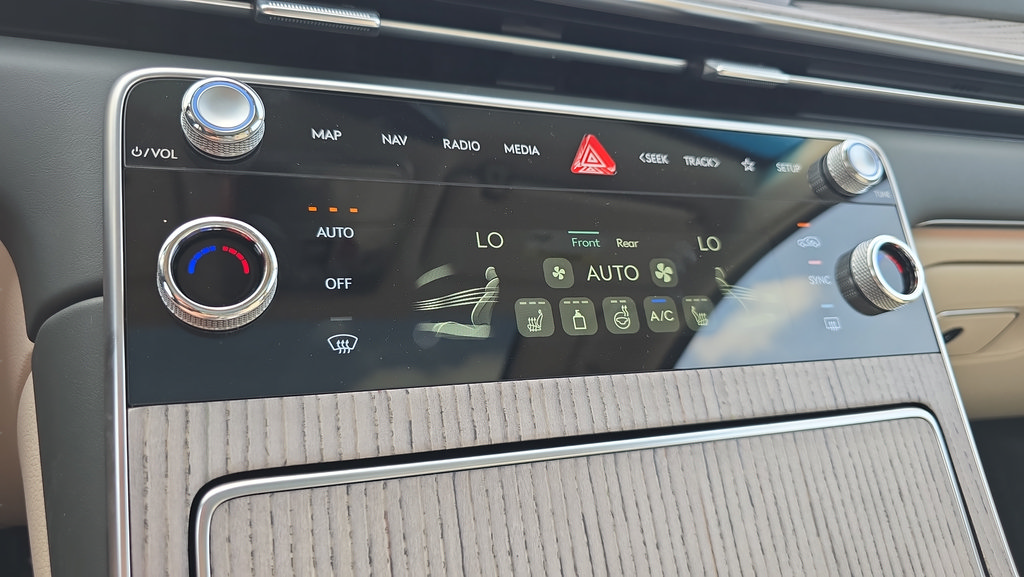 New 2026 Genesis GV80 2.5T Select AWD/4WD image 13