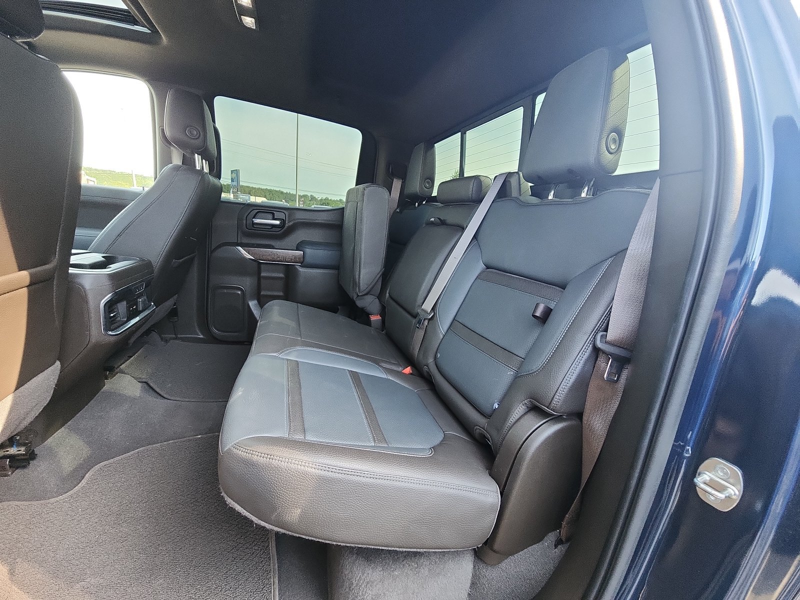 Used 2021 GMC Sierra 1500 Denali w/ Denali Ultimate Package AWD/4WD image 19