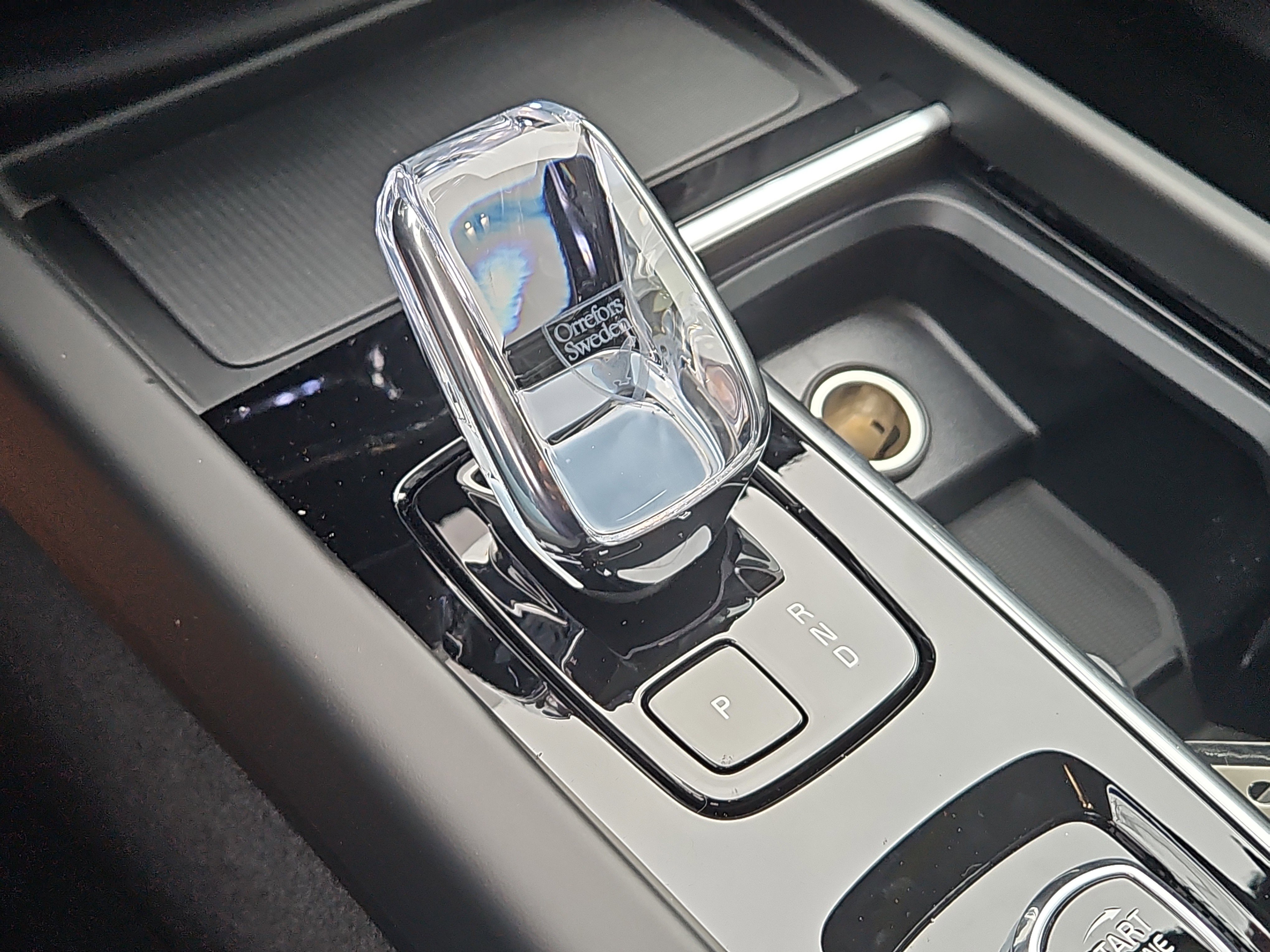 New 2026 Volvo XC60 B5 Plus w/ Protection Package Premier image 18