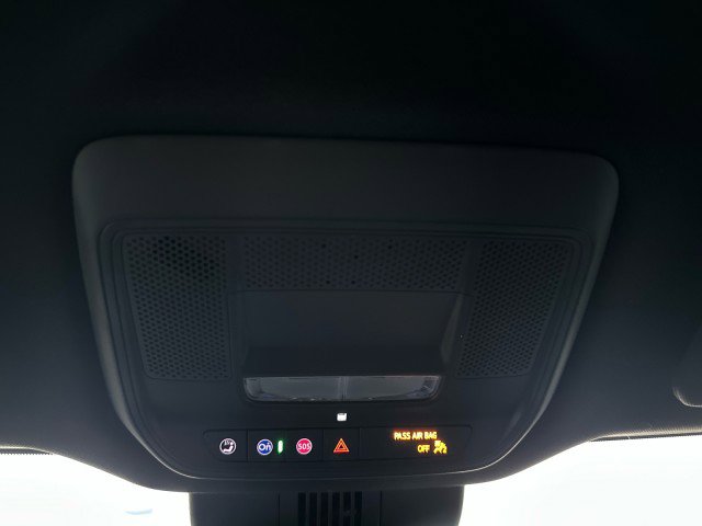 New 2025 Chevrolet Silverado EV LT image 32