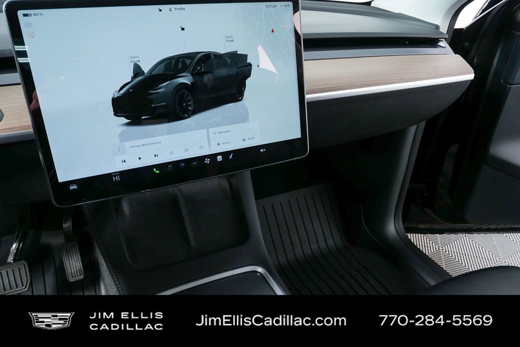 Used 2022 Tesla Model Y Long Range image 27