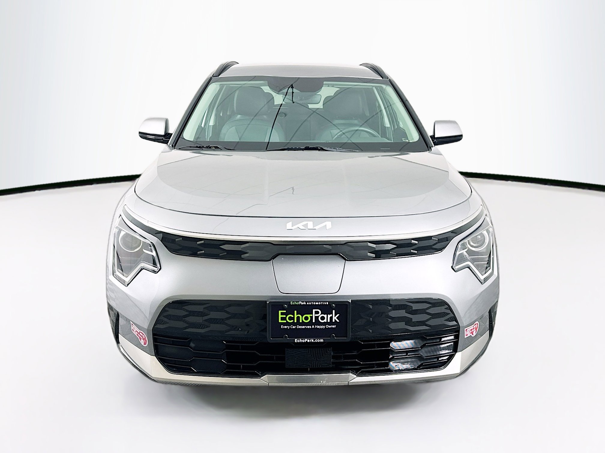 Used 2024 Kia Niro Wind image 2