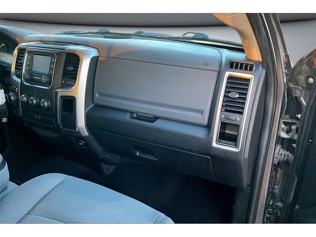 Used 2017 RAM 1500 Classic SLT image 17