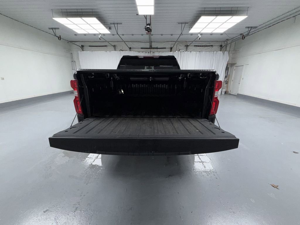 Used 2022 Chevrolet Silverado 1500 Custom image 12