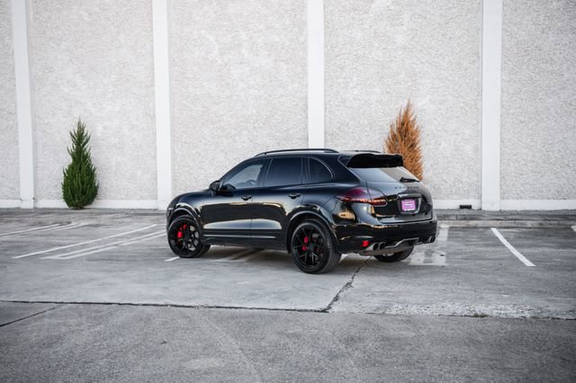 Used 2013 Porsche Cayenne Turbo image 51