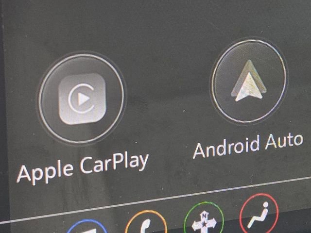 Used 2023 Chevrolet Traverse LS w/ Midnight/Sport Edition image 5