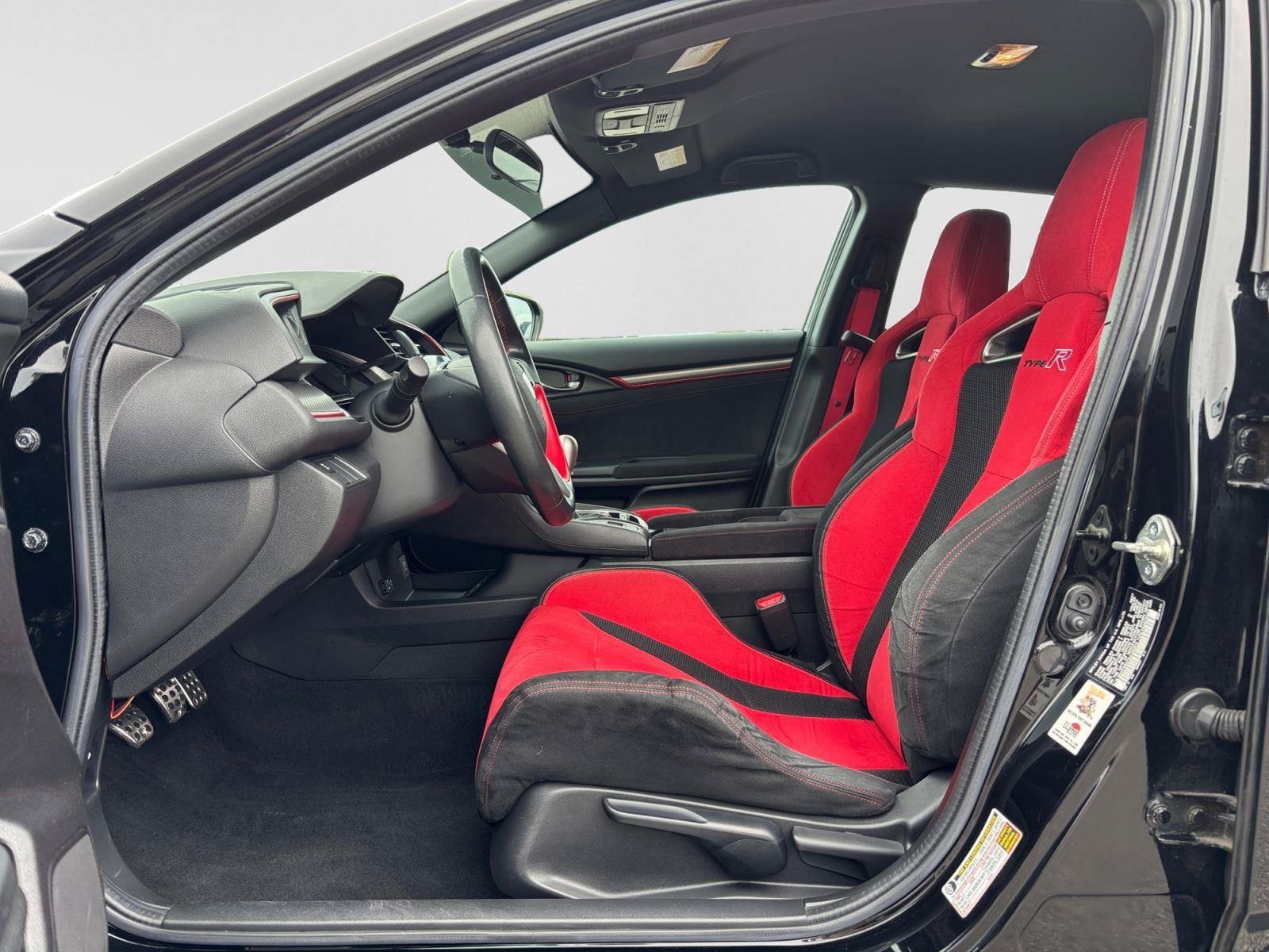 Used 2017 Honda Civic Type R image 11
