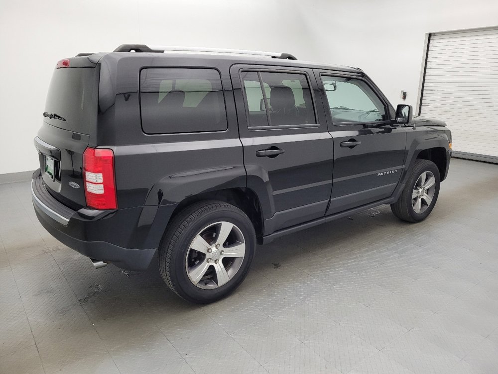 Used 2017 Jeep Patriot High Altitude image 10