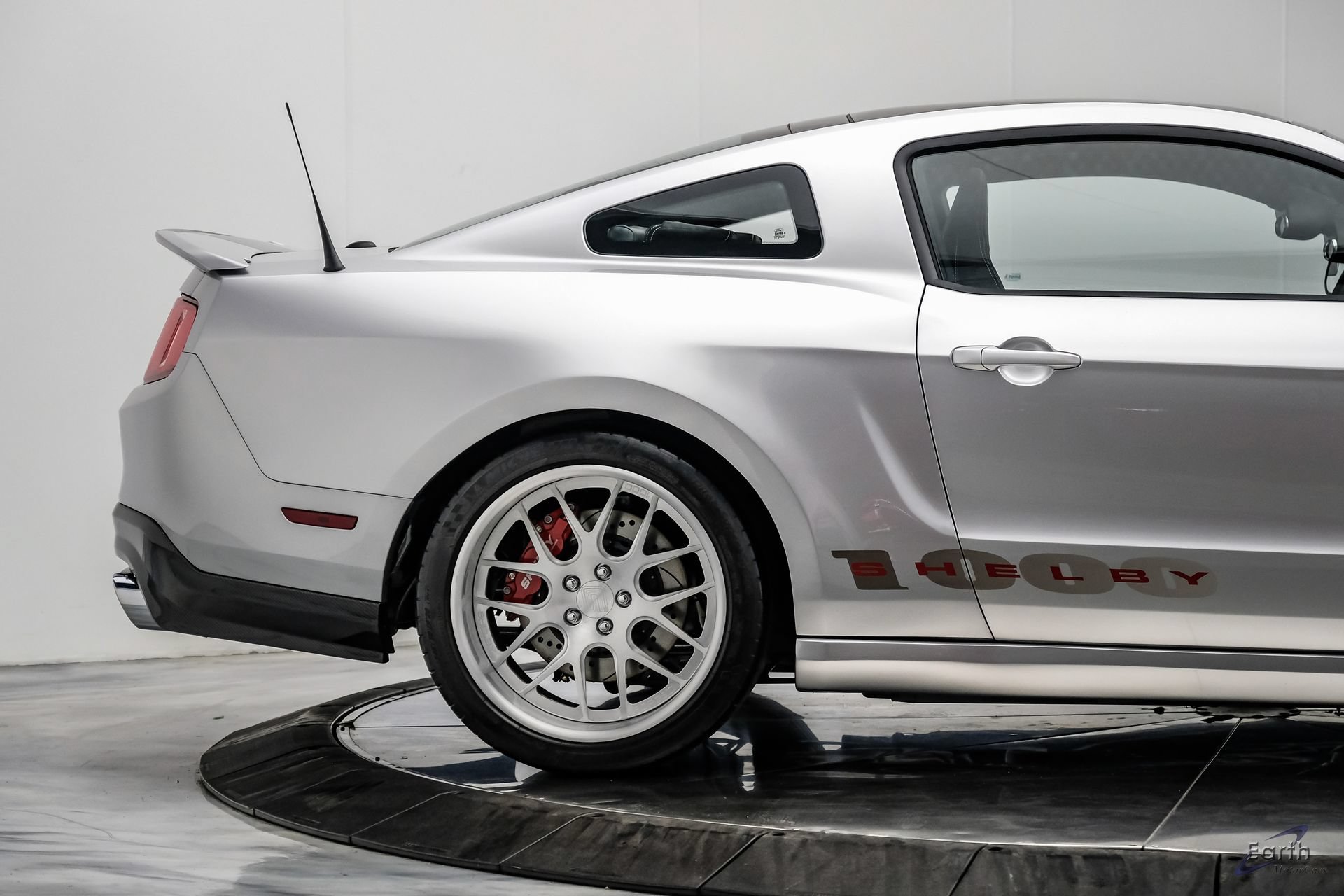 Used 2012 Ford Mustang Shelby GT500 w/ SVT Performance Pkg RWD image 26