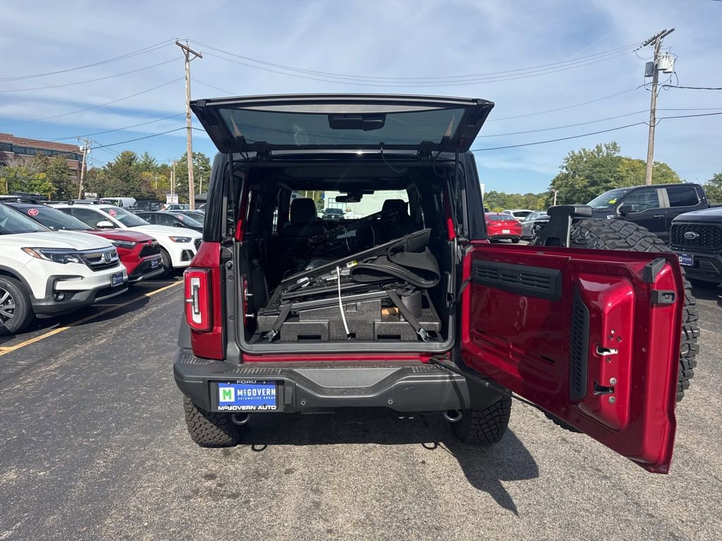 New 2025 Ford Bronco Badlands image 8