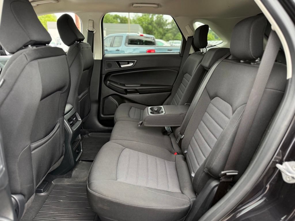 Certified 2024 Ford Edge SE w/ Black Appearance Package AWD/4WD image 14