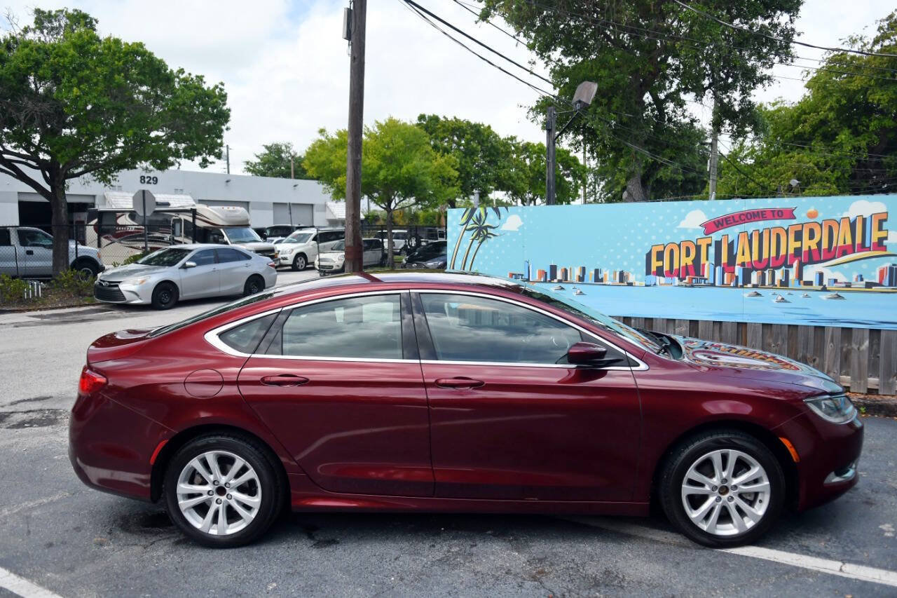 Used 2015 Chrysler 200 Limited FWD image 32